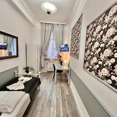 Great Polonia Center Aparthotel Swidnica (Lower Silesia)