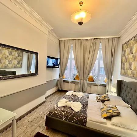 Great Polonia Center Aparthotel 3*